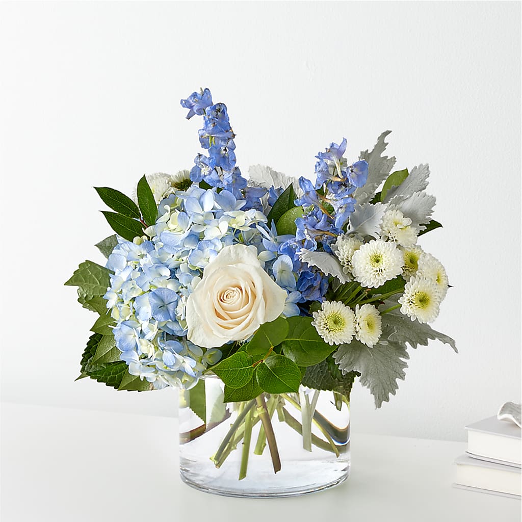 Clear Skies Bouquet – La Maison De Fleur, Pierre Part LA