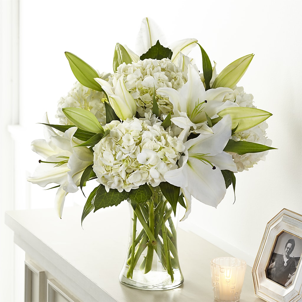Compassionate Lily Bouquet – La Maison De Fleur, Pierre Part LA