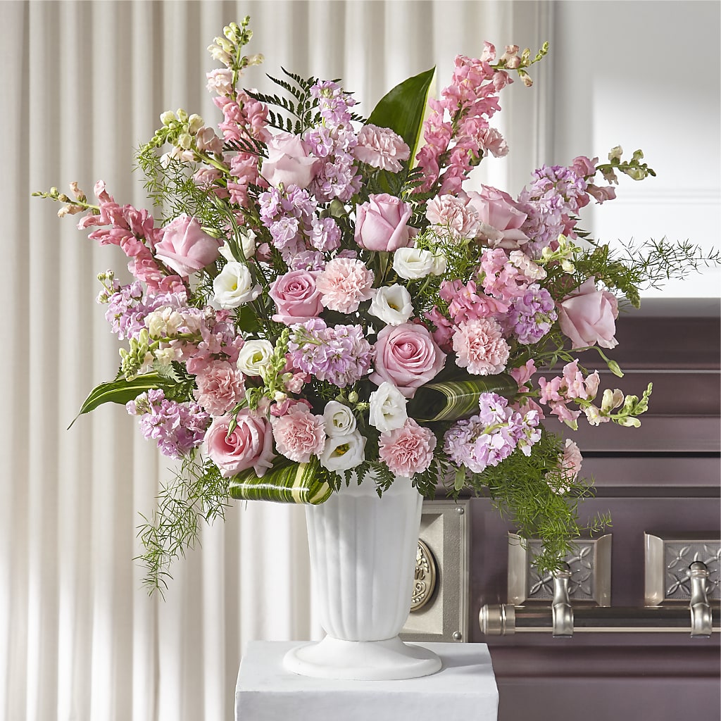 Divine Comfort Arrangement – La Maison De Fleur, Pierre Part LA