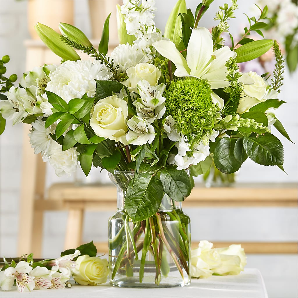 Classic Ivory – A Florist Original – La Maison De Fleur, Pierre Part LA
