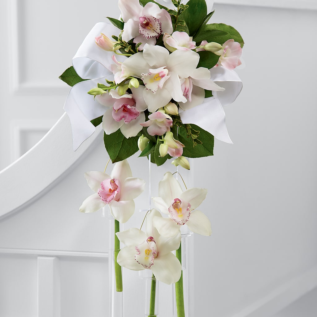 Perfect Entrance Pew Arrangement – La Maison De Fleur, Pierre Part LA