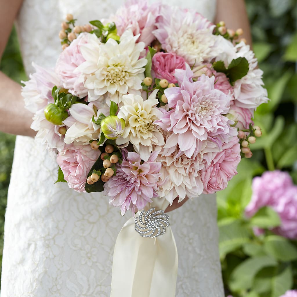 Heart's Promise Bouquet – La Maison De Fleur, Pierre Part LA
