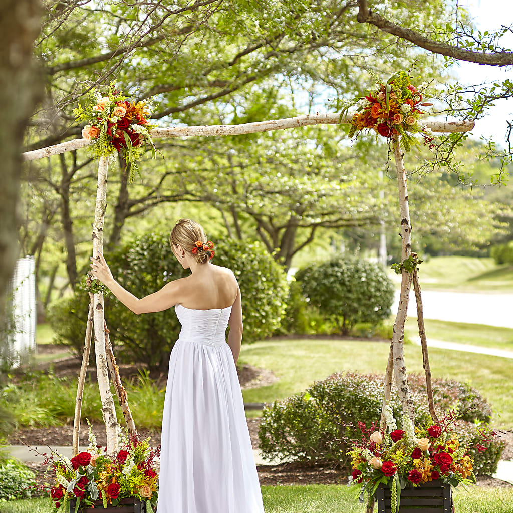 Arbor of Love Archway – La Maison De Fleur, Pierre Part LA