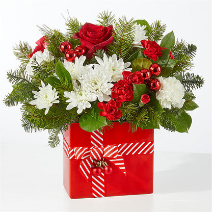 Presents Under the Tree Bouquet –  La Maison De Fleur, Pierre Part LA