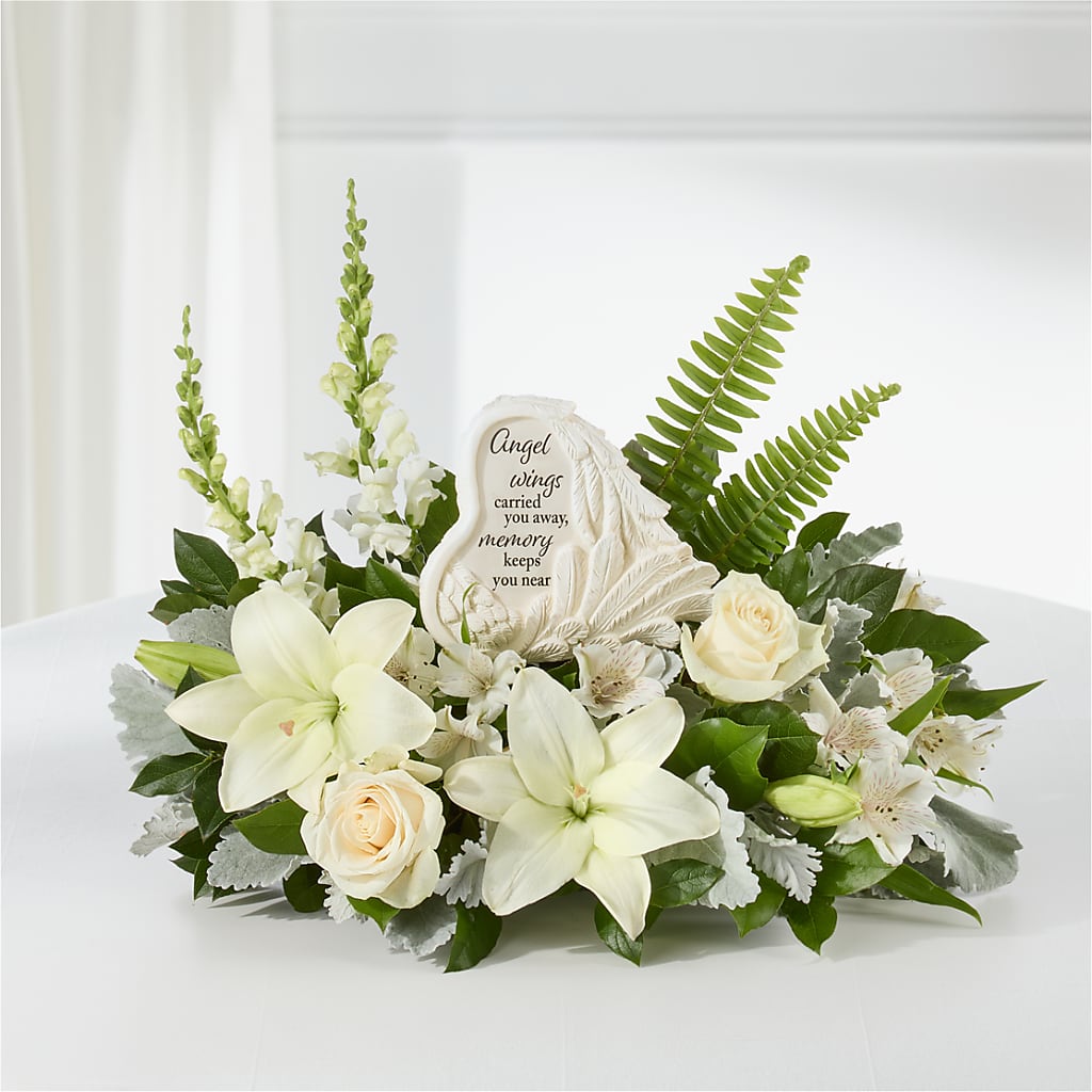 Holding You Close Arrangement –  La Maison De Fleur, Pierre Part LA