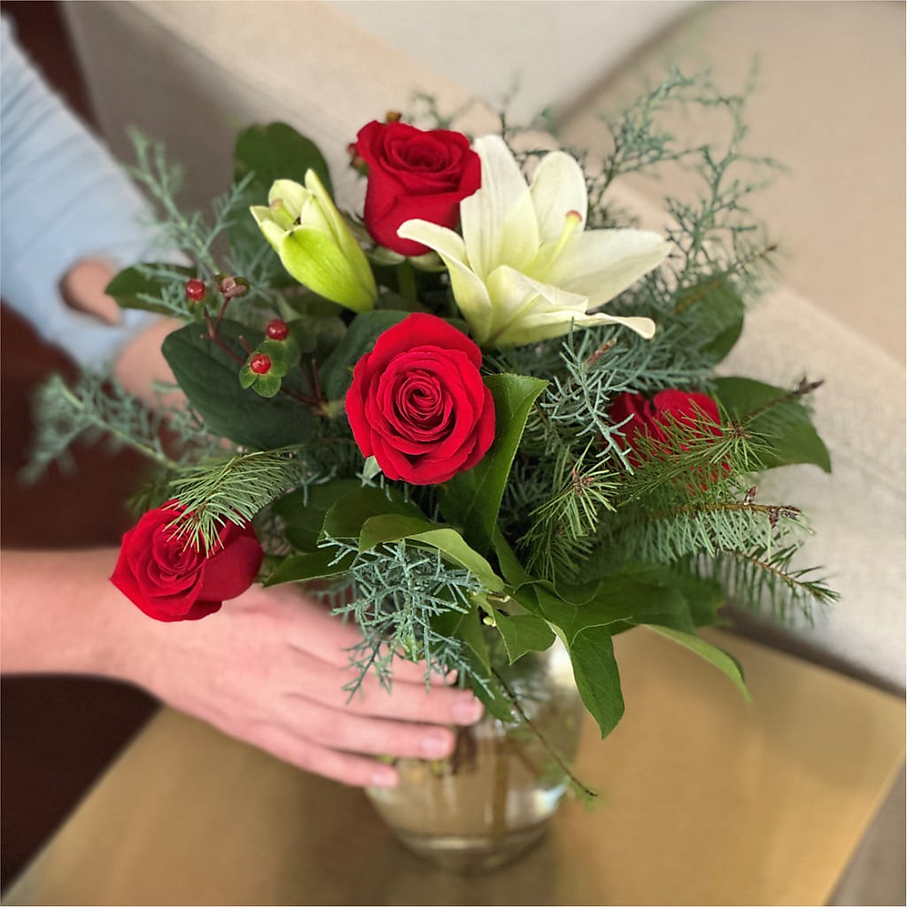 Glittering Lights Bouquet –  La Maison De Fleur, Pierre Part LA