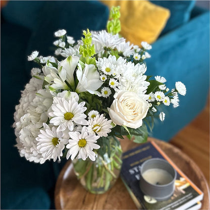 Classic Ivory – A Florist Original –  La Maison De Fleur, Pierre Part LA