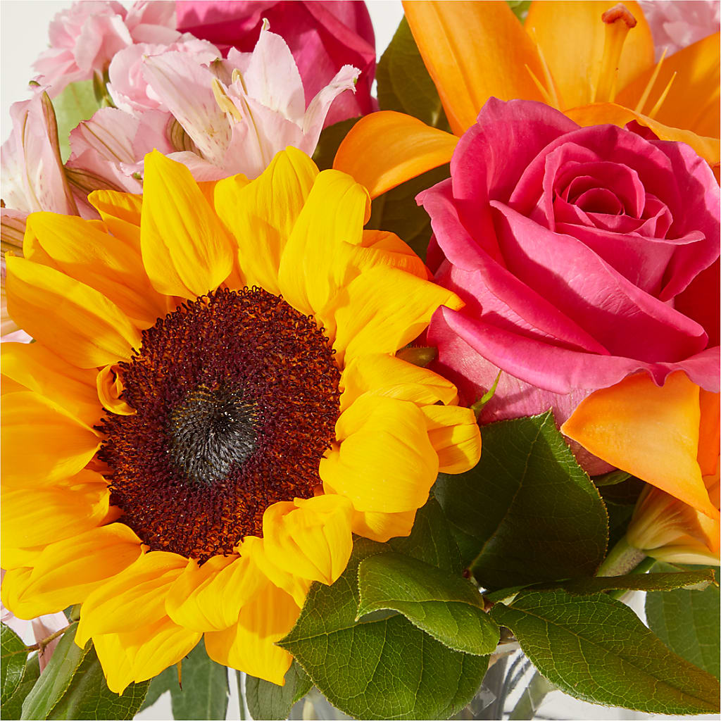 In Full Swing Bouquet –  La Maison De Fleur, Pierre Part LA
