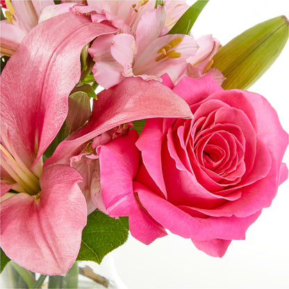 Lots of Love Bouquet –  La Maison De Fleur, Pierre Part LA