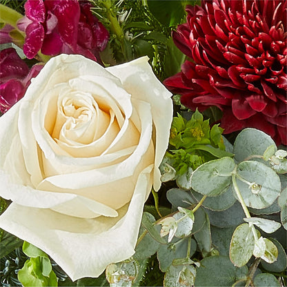 Cranberry Fizz Bouquet –  La Maison De Fleur, Pierre Part LA