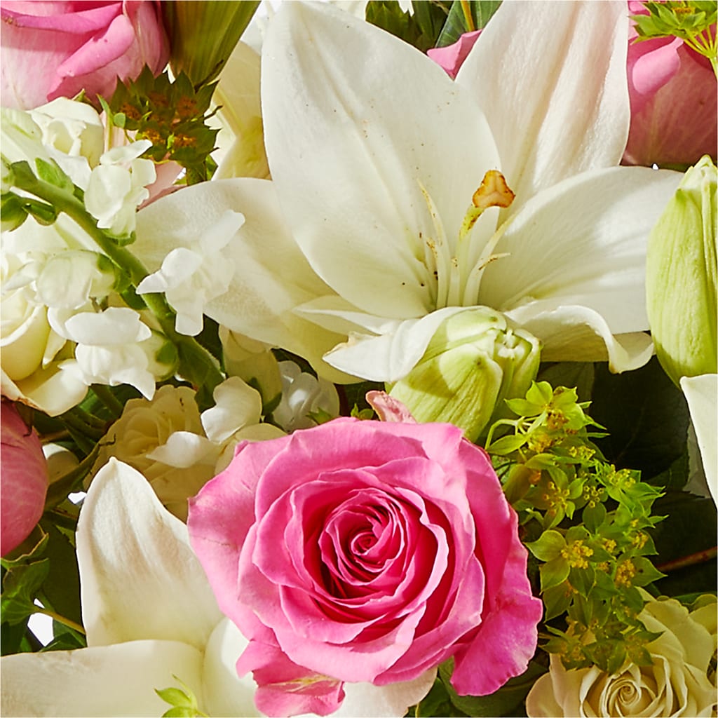 Fondly Bouquet –  La Maison De Fleur, Pierre Part LA